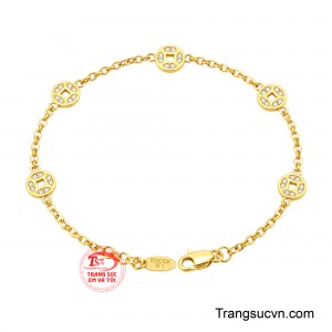 Chiếc lắc không chỉ là món trang sức thời thượng mà sản phẩm còn mang ý nghĩa phong thủy sâu sắc, tượng trưng cho tài lộc, may mắn và sự thịnh vượng. 