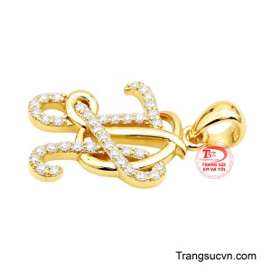 Không chỉ là món trang sức làm đẹp, Mặt Dây Chuyền Chữ Kiều Diễm còn thể hiện cá tính riêng, nét duyên dáng và gu thẩm mỹ tinh tế của người sở hữu. 