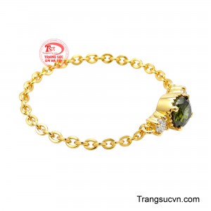 Một món trang sức nhỏ nhưng đủ để tạo dấu ấn riêng.