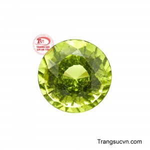 Viên Peridot Lục Diệp Tinh Anh sở hữu sắc xanh lục tươi sáng, trong trẻo. 