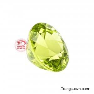Viên đá gợi hình ảnh một viên ngọc xanh, nổi bật bởi khí chất thanh cao và nguồn năng lượng tươi mới. 