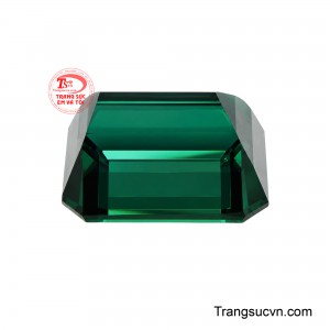 Không rực rỡ theo cách phô trương, Viên Tourmaline Bích Phong mang khí chất điềm tĩnh, quyền quý, dành cho người biết khẳng định bản thân bằng gu thẩm mỹ tinh tế và dấu ấn riêng biệt. 