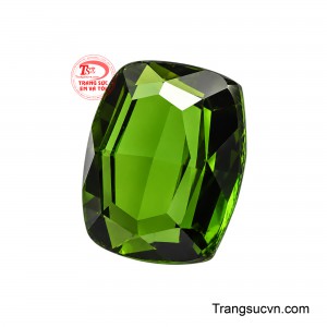 Lục Bích Chiêu Tài là lựa chọn dành cho những ai yêu vẻ đẹp độc đáo và mong cầu sự sung túc, may mắn.