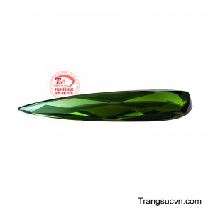Cái tên Vạn Thế gợi nhắc đến một giá trị vượt khỏi khoảnh khắc, nơi vẻ đẹp không cần phô trương vẫn đủ sức lưu dấu qua thời gian. 