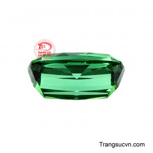 Đây là viên đá dành cho những ai trân trọng vẻ đẹp tinh tế và ý nghĩa tốt lành trong từng món trang sức.