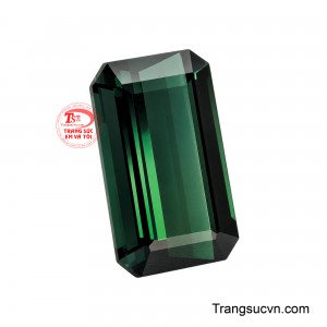 Viên đá chinh phục bằng chiều sâu của màu sắc và sự dứt khoát trong hình khối. 