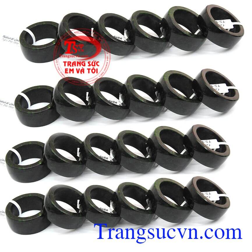 Nhẫn phỉ thúy sang trọng, Nhẫn ngọc thiên nhiên, Nhẫn ngọc uy tín.