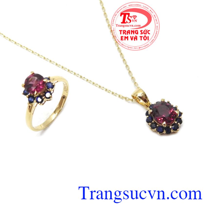 Bộ dây chuyền Granet thiên nhiên, Trang sức bộ