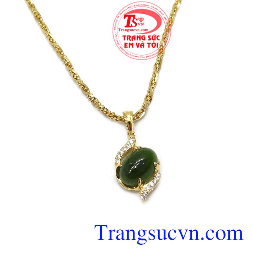 Bộ dây ngọc nephrite thiên nhiên, Trang sức bộ