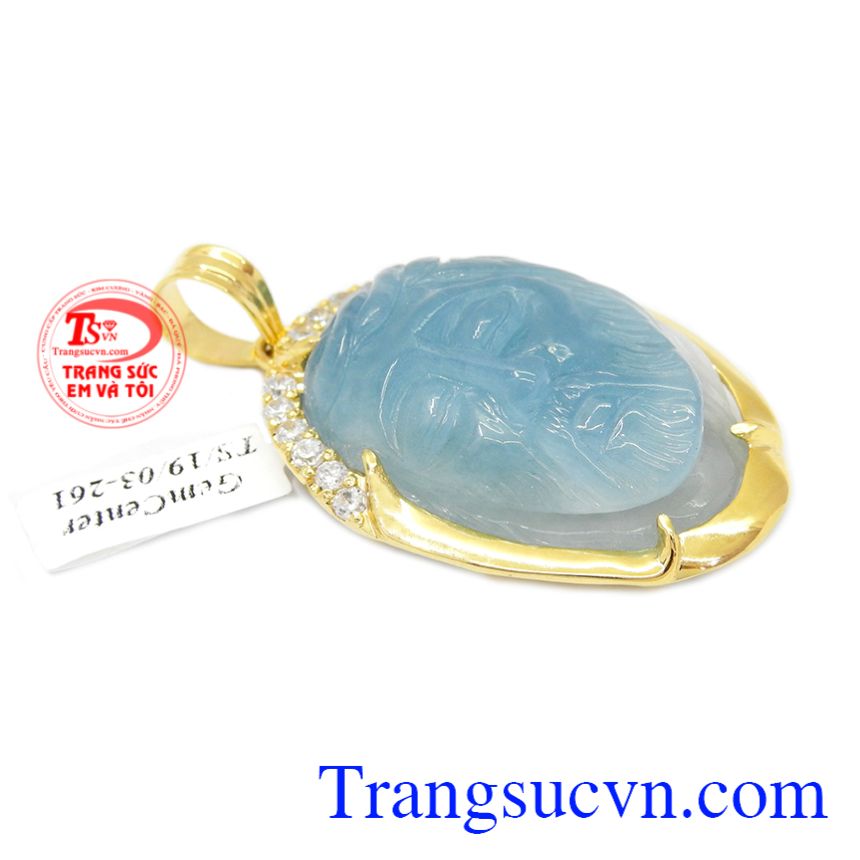 Mặt Chúa Aquamarine bọc vàng, Mặt dây công giáo