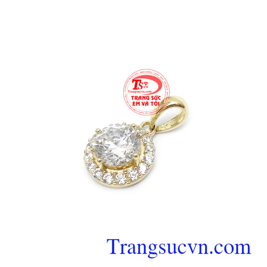 Mặt dây chuyền quý phái, Mặt dây chuyền vàng