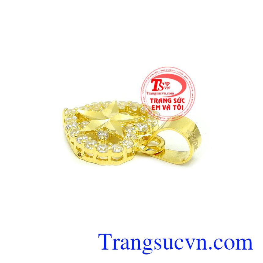 Mặt dây nữ hạnh phúc, Mặt dây chuyền vàng, Mặt dây nữ