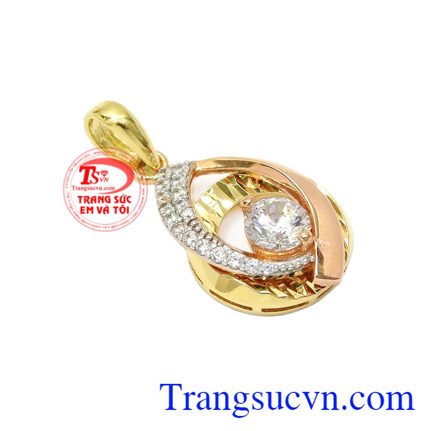 Mặt dây nữ thanh thoát, Mặt dây chuyền vàng