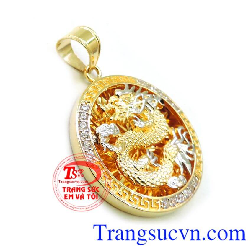 Mặt dây Rồng Vàng quyền uy, Mặt dây chuyền vàng