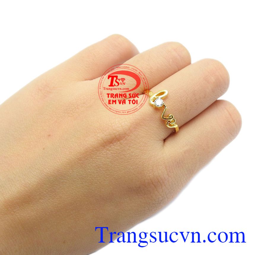 Nhẫn vàng chữ Love, Nhẫn nữ vàng