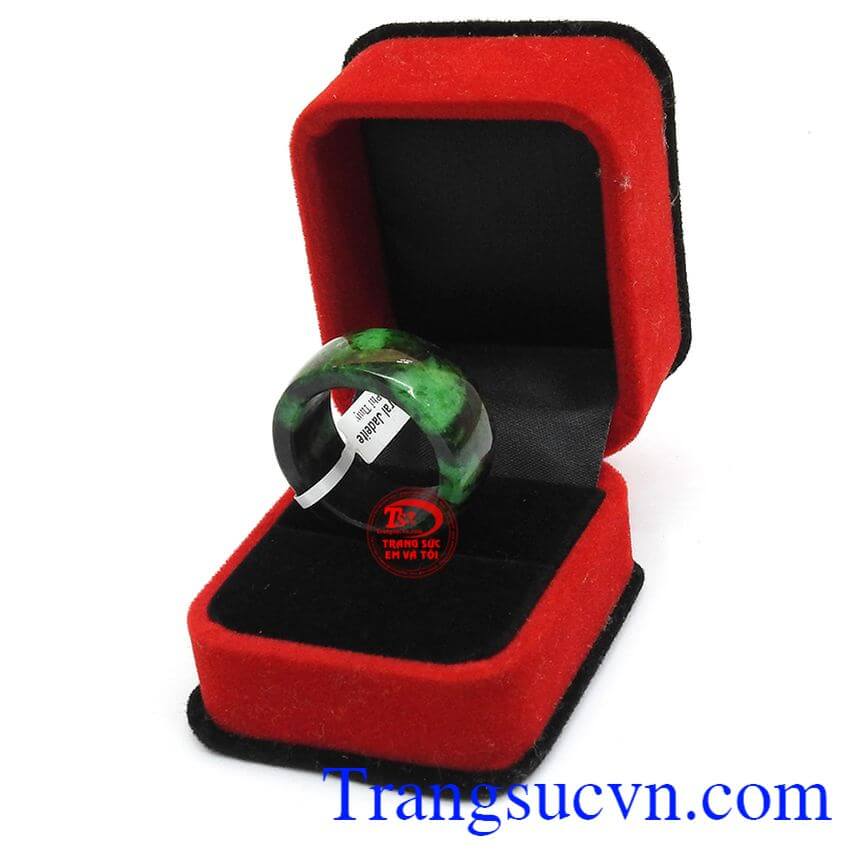 Nhẫn ngọc Jadeite quyền lực, Nhẫn ngọc sáng bóng, Nhẫn phỉ thúy thiên nhiên.