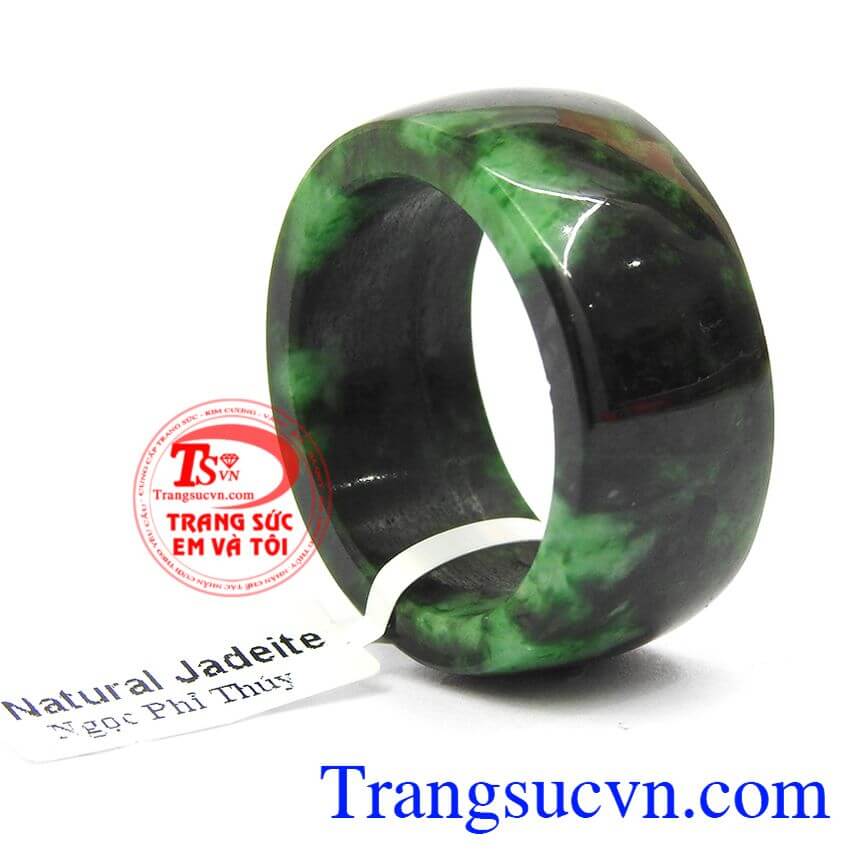 Nhẫn ngọc phỉ thúy cao cấp, Ngọc phỉ thúy thiên nhiên, Nhẫn ngọc đẹp.