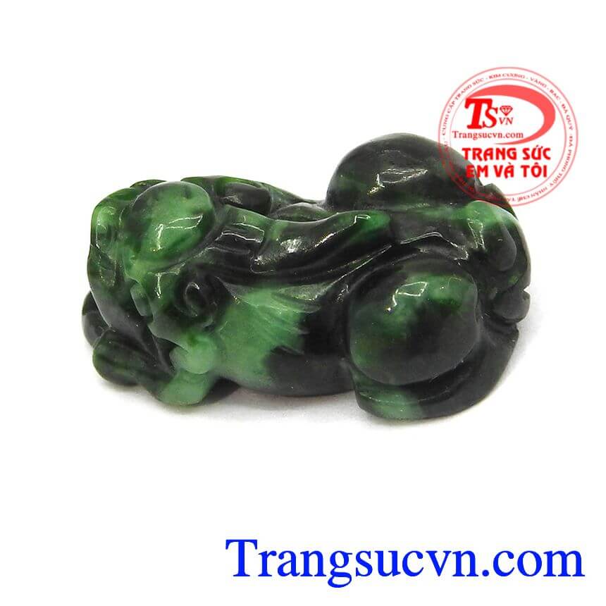 Tỳ hưu ngọc Natural Jadeite, tỳ hưu phong thủy bền đẹp, tỳ hưu ngọc cẩm thạch thiên nhiên.