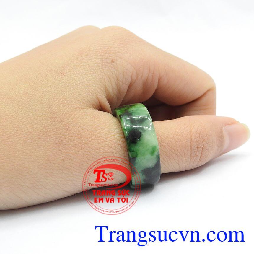 Nhẫn phỉ thúy thành tài, Ngọc phỉ thúy, Ngọc cẩm thạch chat lượng cao.