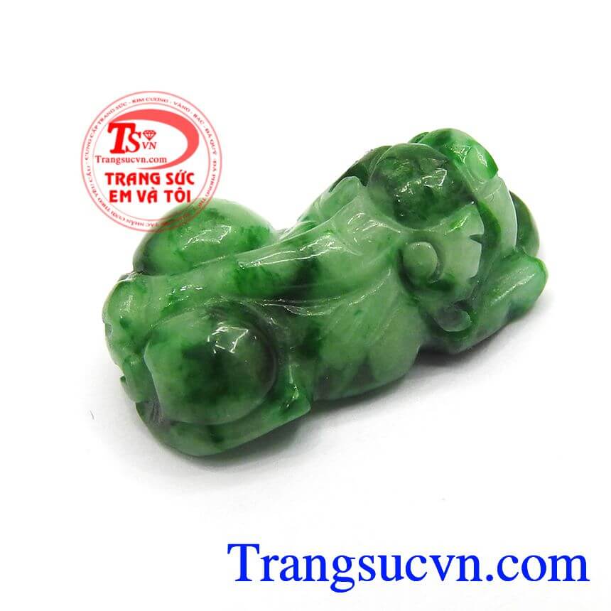 Cẩm thạch thiên nhiên tỳ hưu nhỏ, tỳ hưu ngọc đẹp, tỳ hưu màu xanh ngọc.