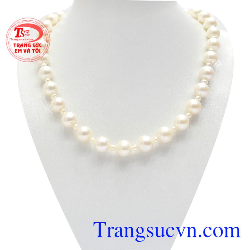 NHUNG-MAU-VONG-NGOC-DEP-DANH-TANG-GIAO-VIEN (19)