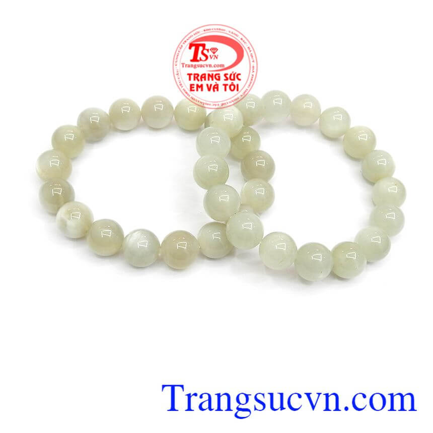 NHUNG-MAU-VONG-NGOC-DEP-DANH-TANG-GIAO-VIEN (8)