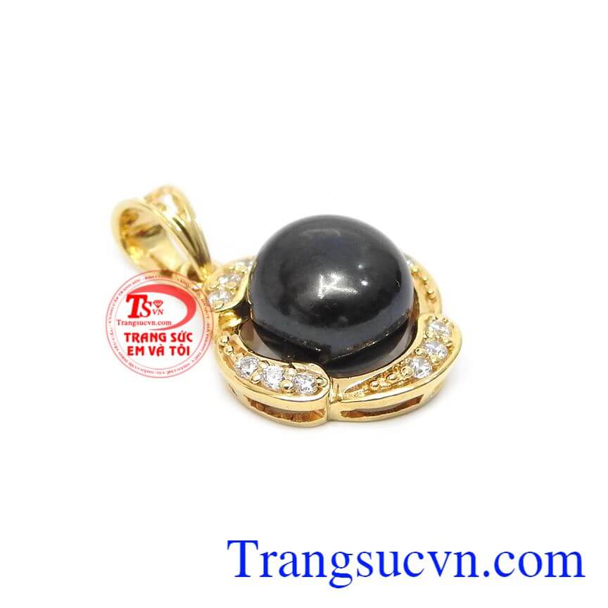 Mặt dây ngọc trai đen sang trọng, mặt dây đá quý, bộ trang sức vàng Mặt dây ngọc trai đen sang trọng, mặt dây đá quý, bộ trang sức vàng