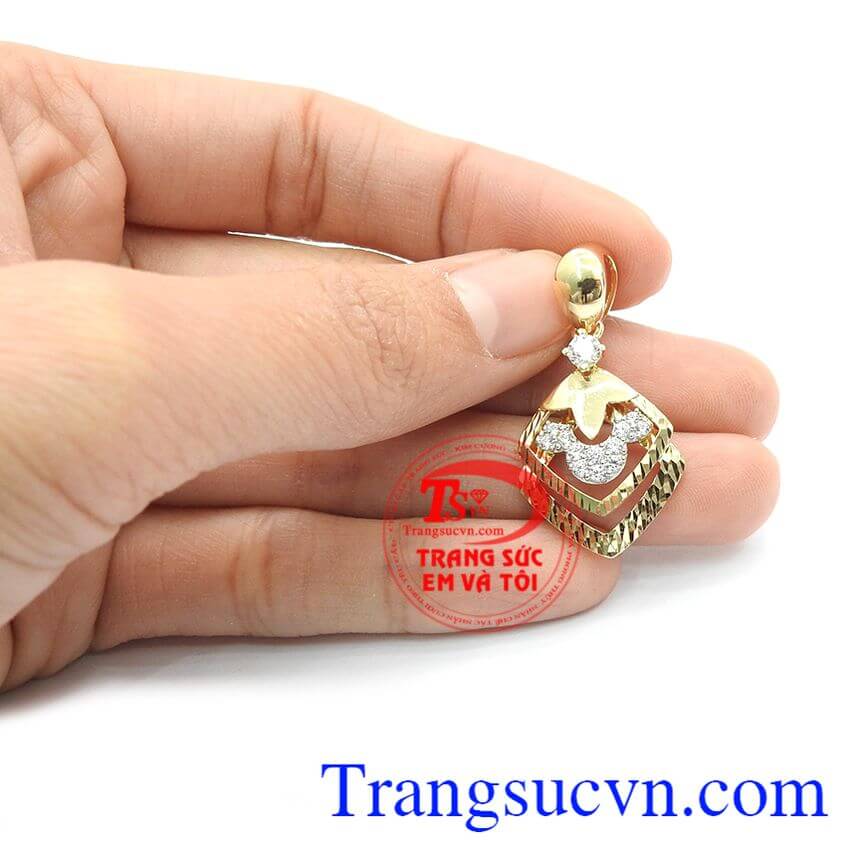 Mặt dây chuyền đẹp sang trọng, mặt dây chuyền vàng Mặt dây chuyền đẹp sang trọng, mặt dây chuyền vàng
