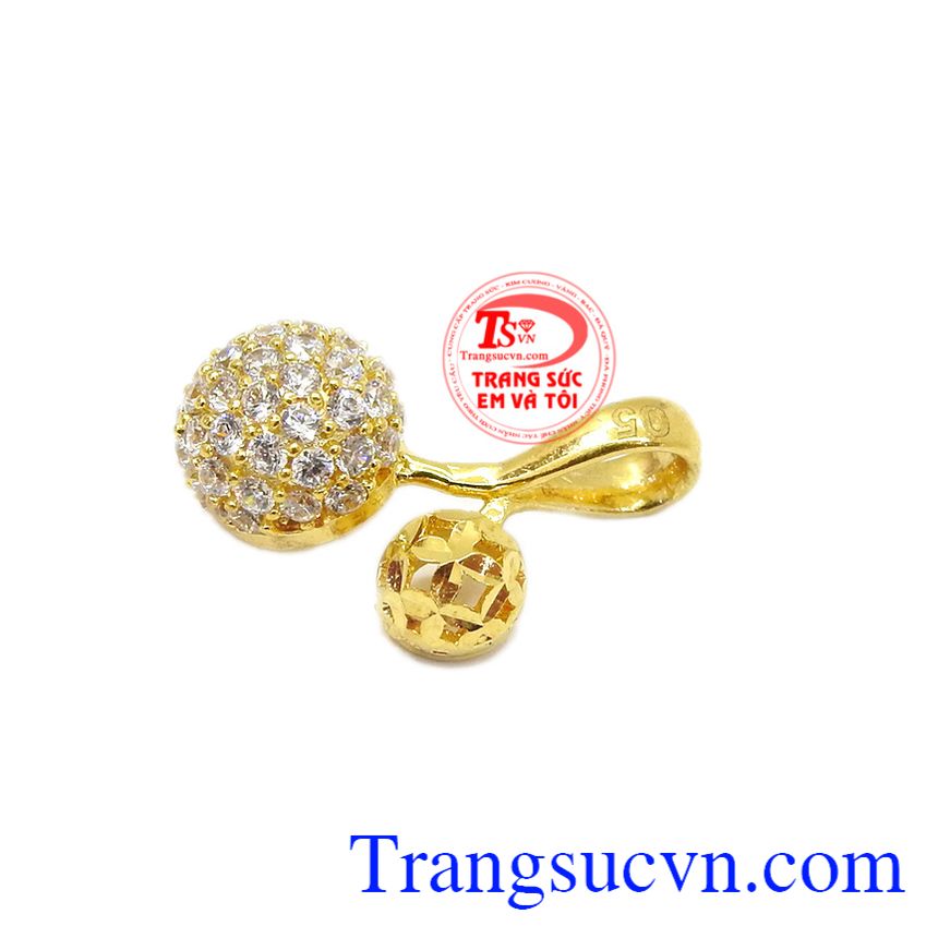 Mặt Hoa quả tình yêu đẹp, mặt dây chuyền vàng