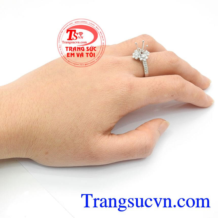 Vỏ Nhẫn Nữ Kim Cương Thiên Nhiên, Vỏ Nhẫn vàng trắng sang trọng, Vỏ Nhẫn kim cương đẹp