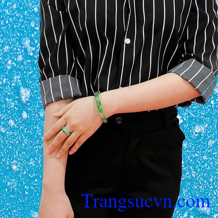 Phụ nữ thích gì vào ngày 20/10