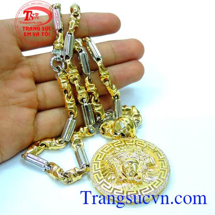 Mặt Versace dây chuyền vàng