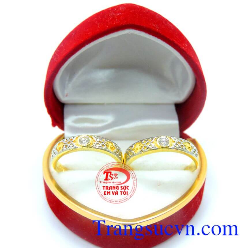Nhẫn cưới vàng tây 10k chạm khắc	