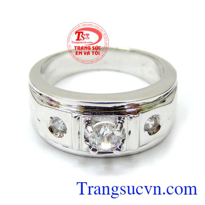 Nhẫn vàng trắng 18k đá đẹp 4ly	