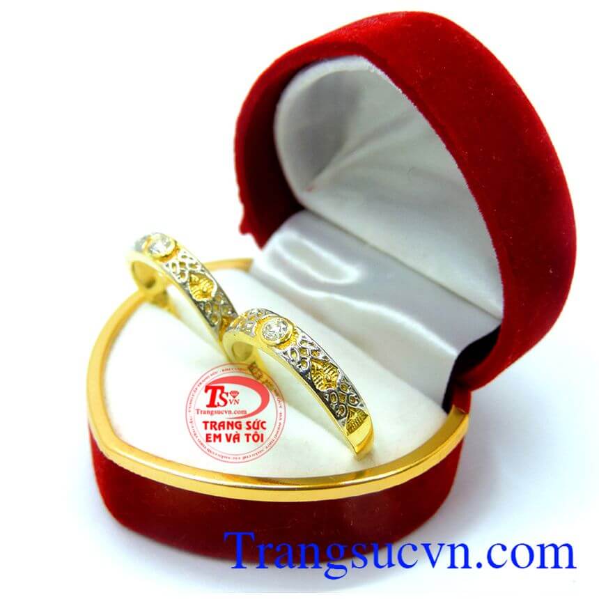 Nhẫn cưới vàng tây 10k chạm khắc	