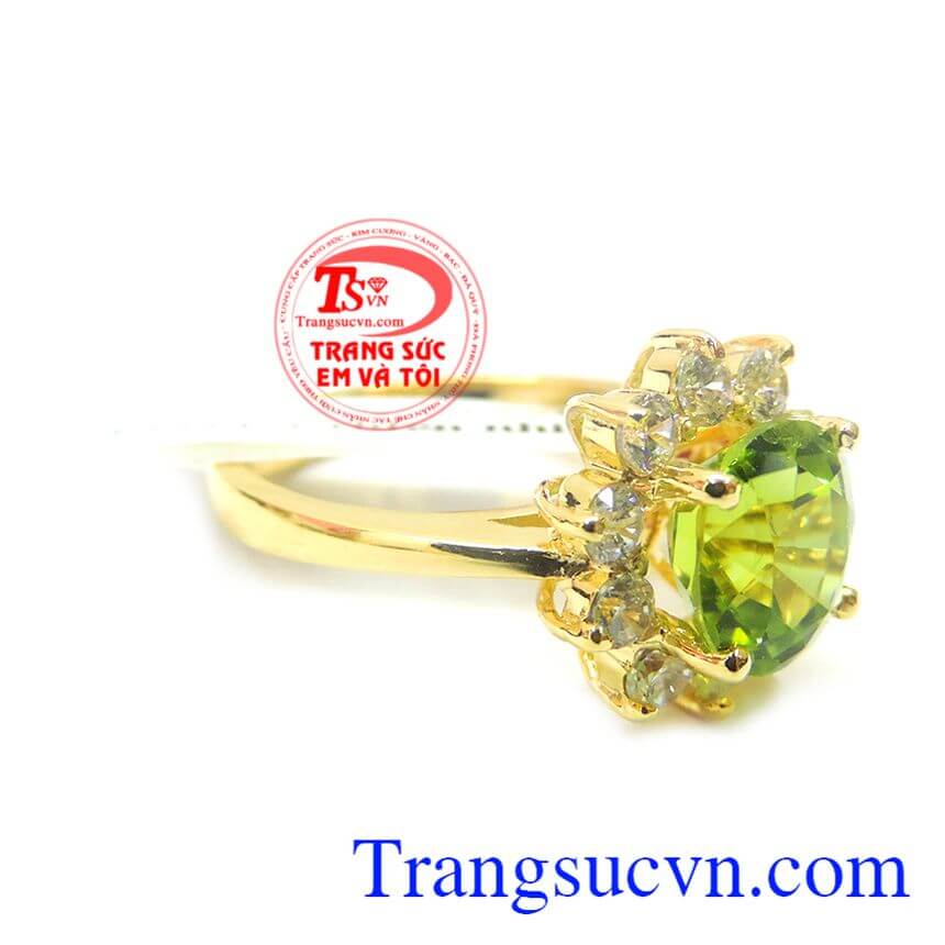 Nhẫn nữ peridot vàng 14k nữ tính nhan-nu-peridot-vang-14k-nu-tinh