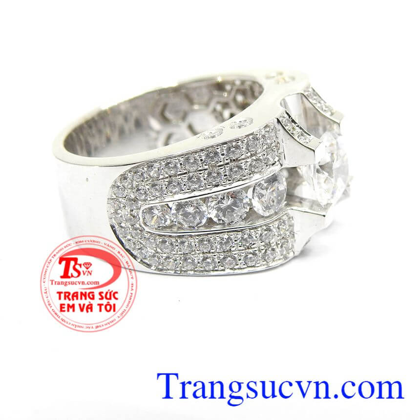 Nhẫn nam vàng trắng độc đáo,Nhẫn nam vàng cao câp, Nhẫn nam vàng sang trọng.	