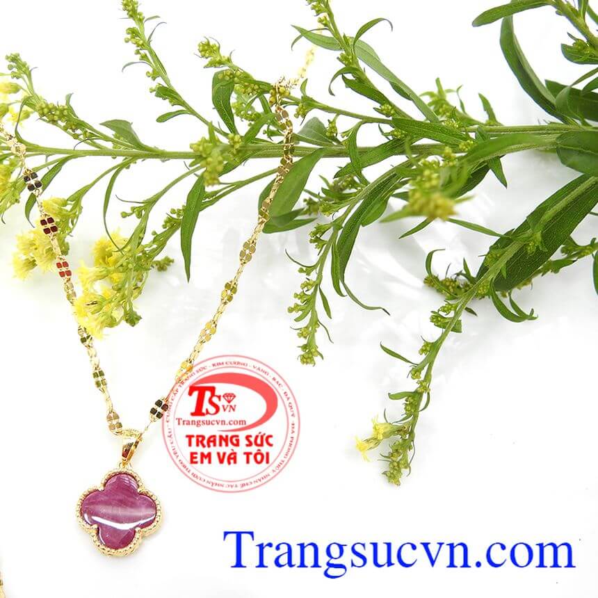 Bộ dây Ruby cỏ may mắn, Bộ dây chuyền sang trọng, Bộ dây chuyền đẹp.