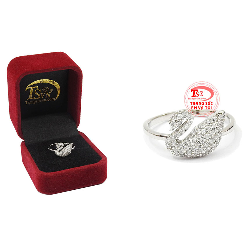 Những món quà thể hiện sự quan tâm tới bạn gái