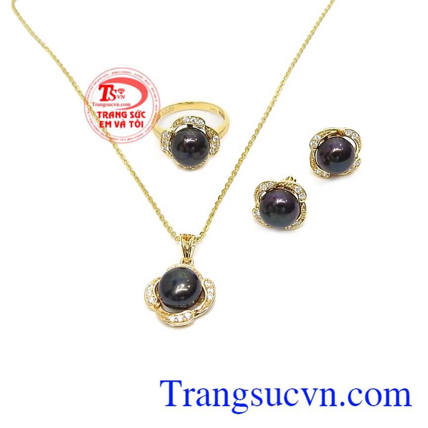 Đeo chuỗi ngọc cẩm thạch thiên nhiên tốt cho vận khí, sức khỏe và tiền tài