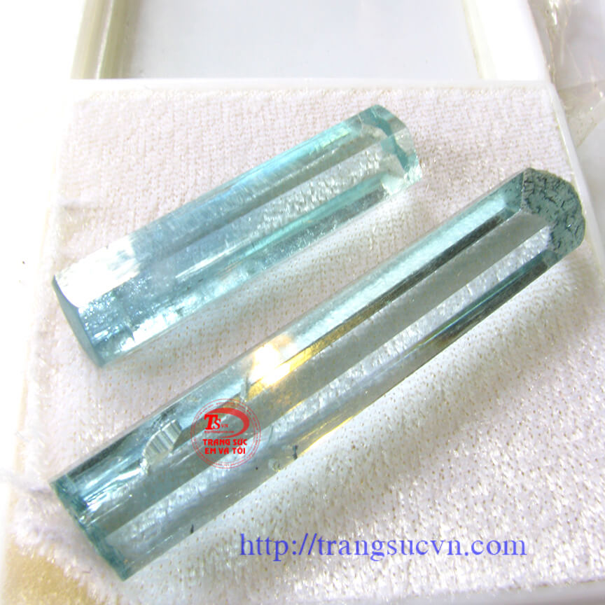 Đá Aquamarine,da aquamarine,tinh the,tinh thể,aquamarine xanh,aqumarine chữ nhật,chu nhat,vuong,da tu nhien,Natural aquamarine,aquamarine thiên nhiên,có kiểm định,kiem dinh
