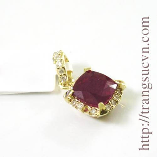 mat_da_ruby 'mặt đá ruby