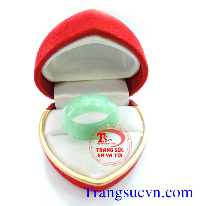 Nhẫn ngọc cẩm thạch,nhan ngoc cam thach