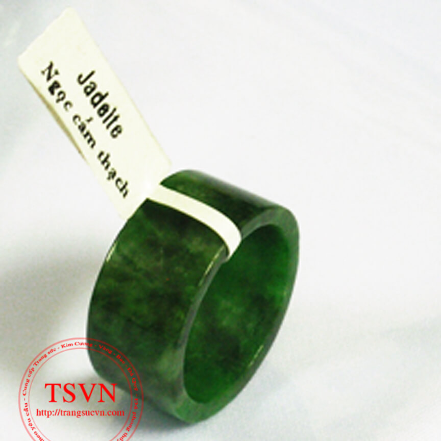 Nhẫn ngọc và ý nghĩa