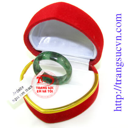 Nhân ngọc nữ jadeite