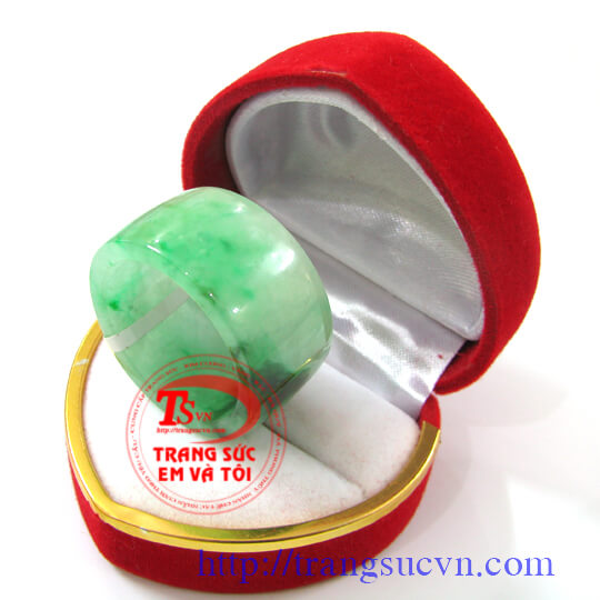 Nhẫn Vuông-Ngọc Jadeite	