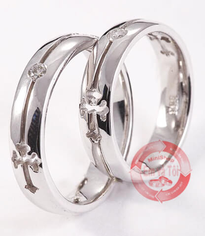 Nhẫn cưới, NHẪN CƯỚI< 