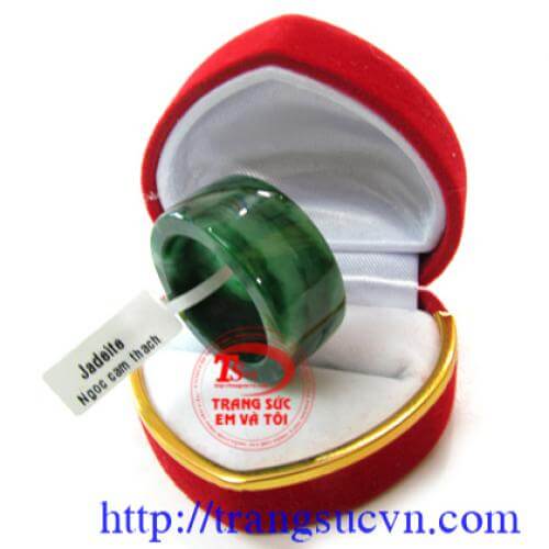 Nhẫn Phỉ Thúy Ngón Cái Nhẫn Phỉ Thúy Ngón Cái