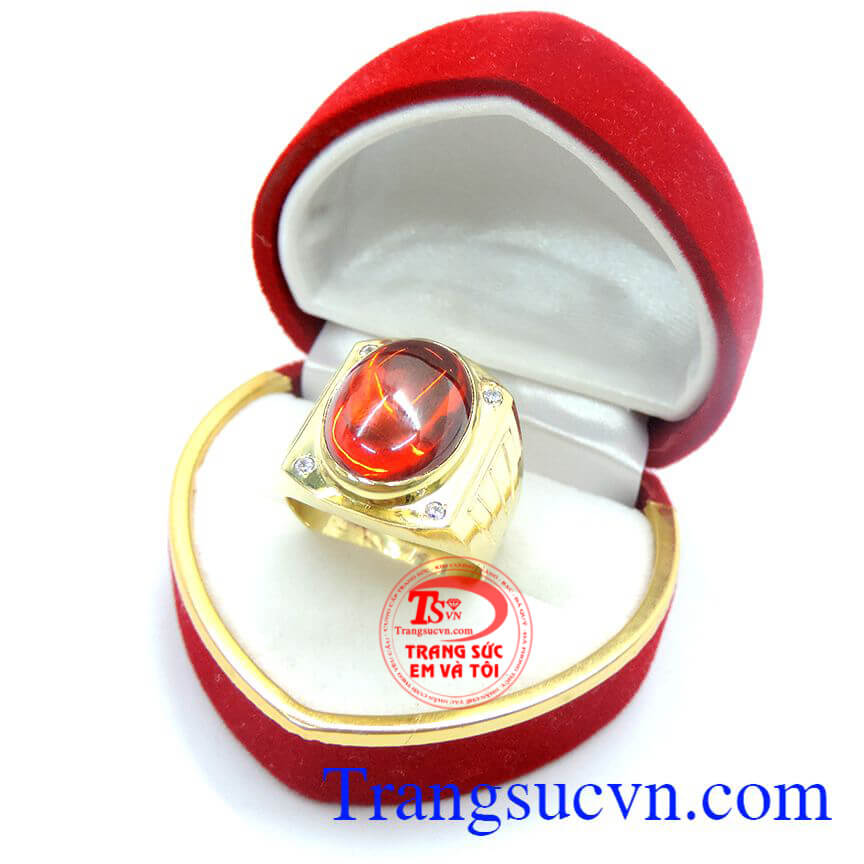 Kiểu dáng đẹp,hiện đại chất lượng vàng đảm đeo bền đẹp sáng bóng, tinh tế và sang trọng dành cho phái mạnh, nhẫn nam phù hợp đeo ngón giữa và ngón áp út