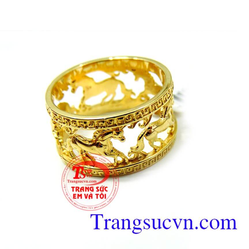 Nhẫn tuổi ngọ giá rẻ vàng tây nhan nam đẹp, nhẫn nam vàng tây dành cho nam sang trọng và đẳng cấp phái mạnh mang lại quyền lực chiếc nhẫn và may mắn,hợp thời trang,chất lượng đảm bảo, Uy tín với đánh gia của khách hàng tốt và ưa chuộng sản phẫn nhẫn nam đẹp